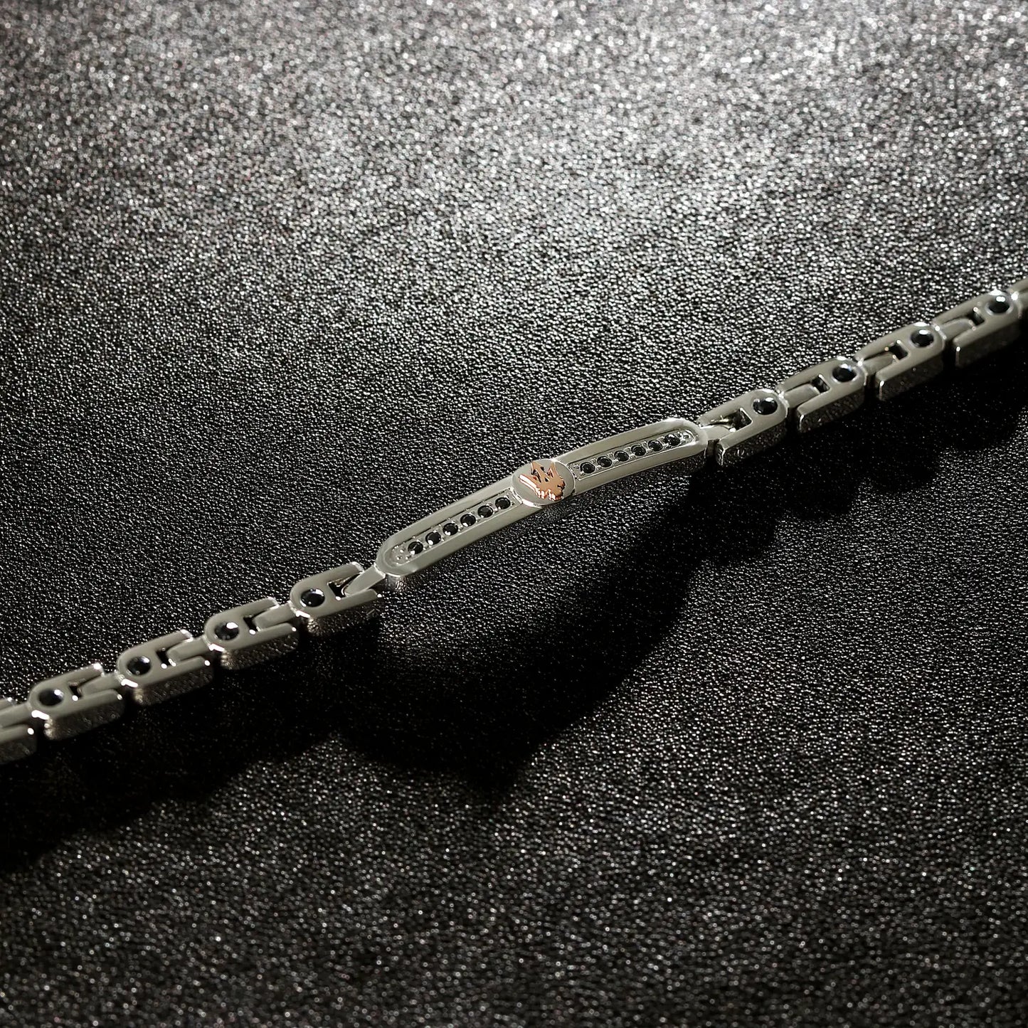 JM423AVD28
